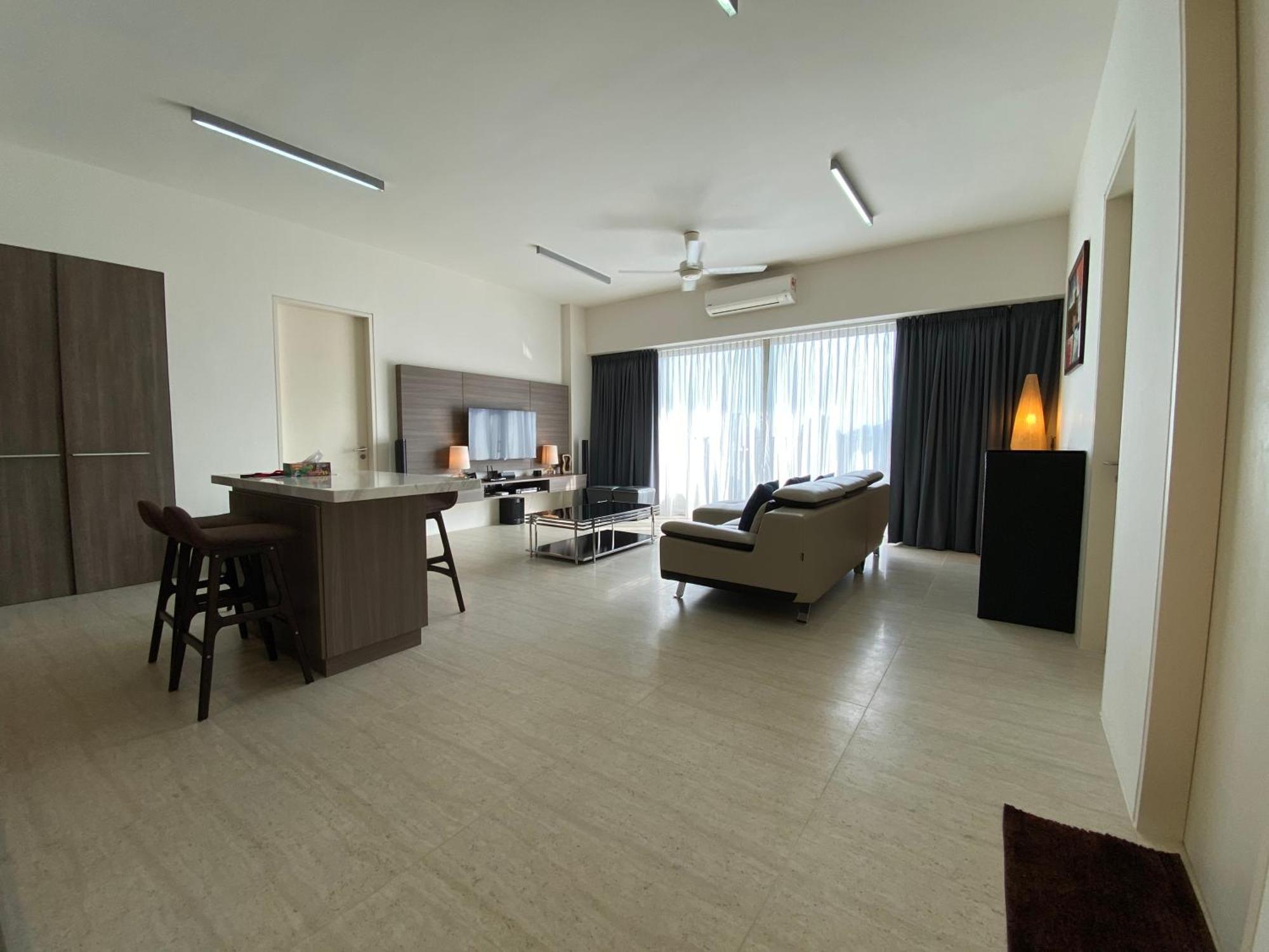By The Sea @ Cozy Beachfront Home Batu Feringgi Exteriör bild