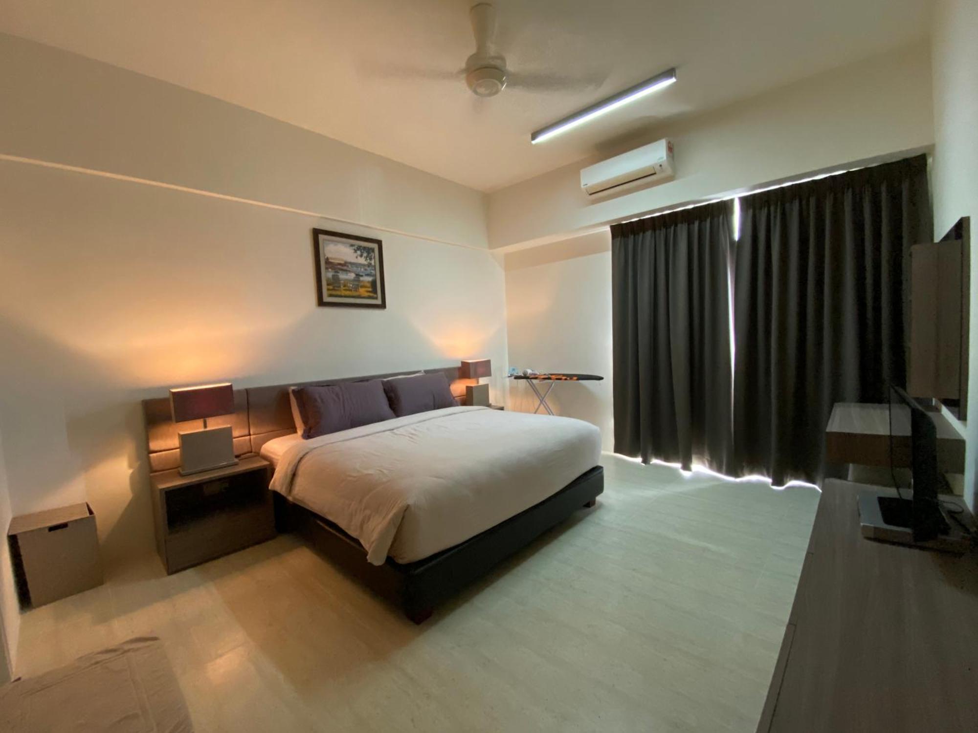 By The Sea @ Cozy Beachfront Home Batu Feringgi Exteriör bild