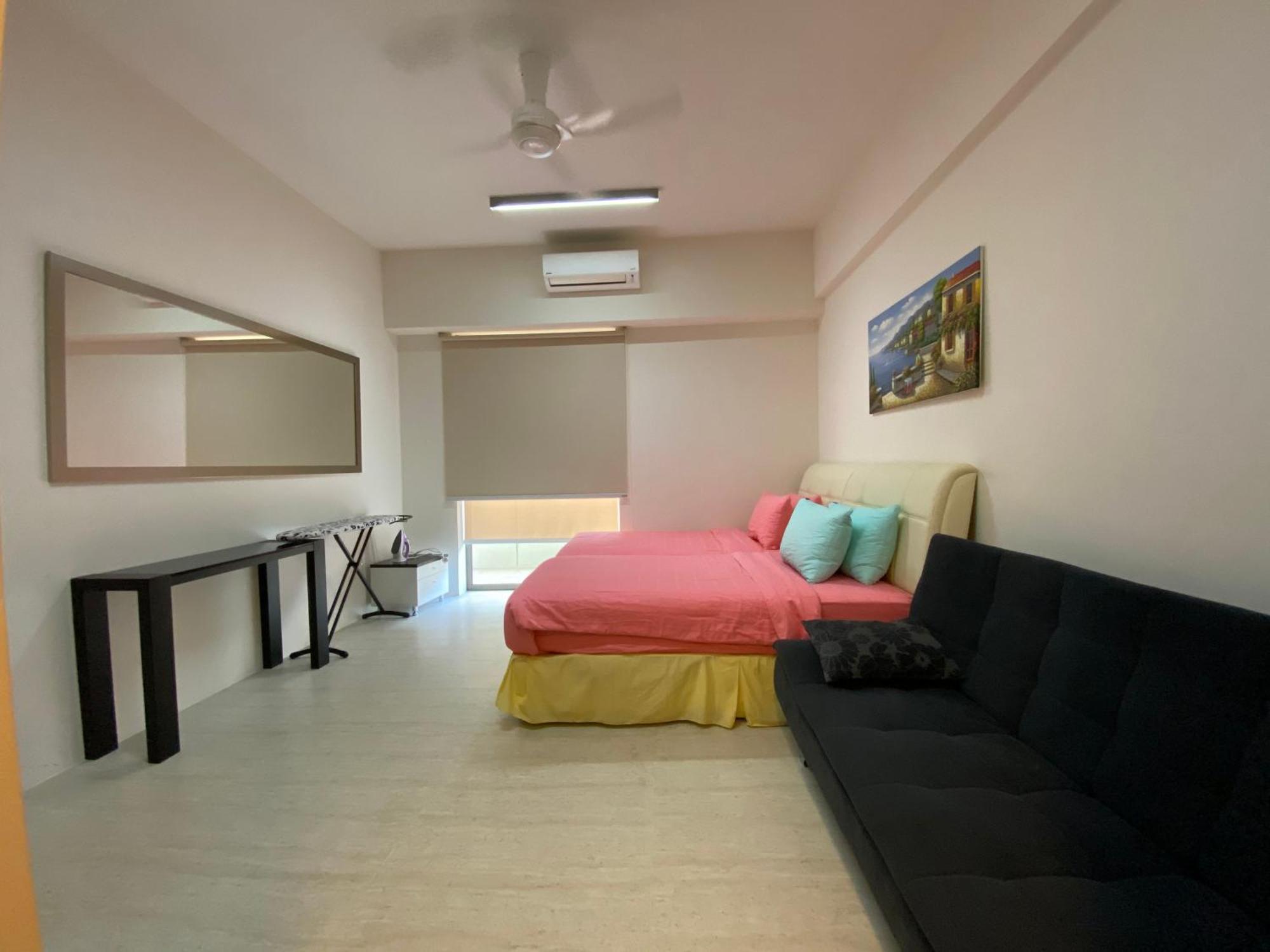 By The Sea @ Cozy Beachfront Home Batu Feringgi Exteriör bild