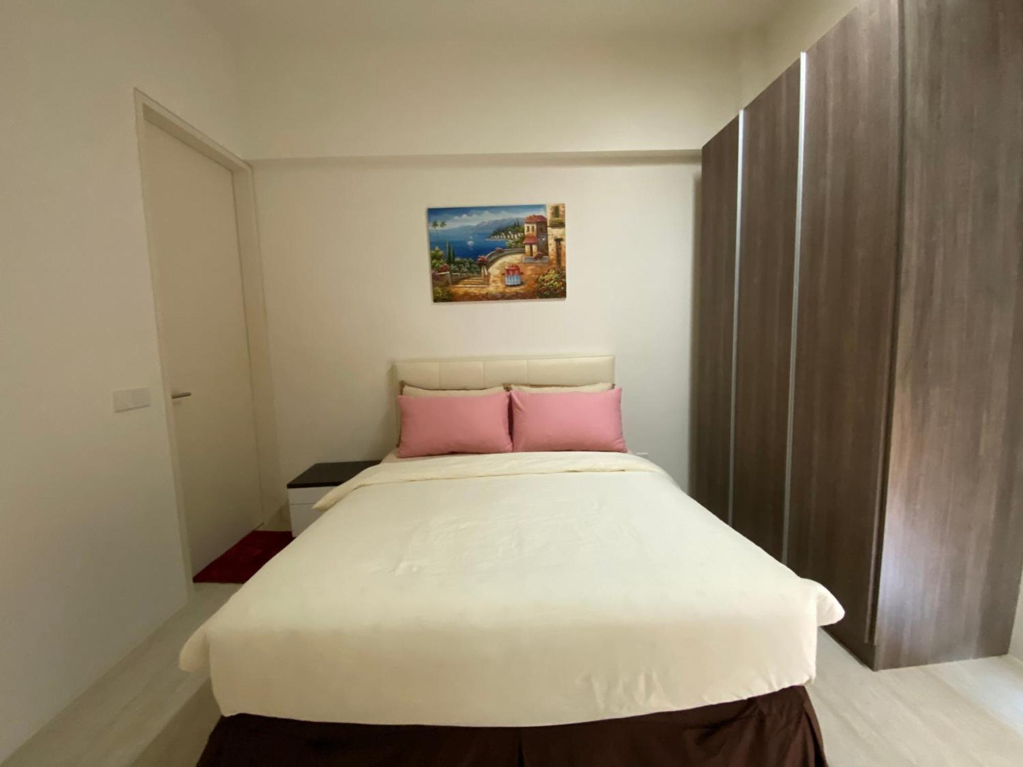 By The Sea @ Cozy Beachfront Home Batu Feringgi Exteriör bild