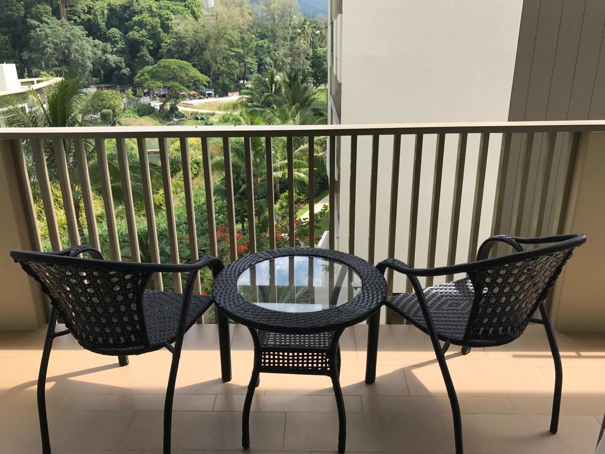 By The Sea @ Cozy Beachfront Home Batu Feringgi Exteriör bild